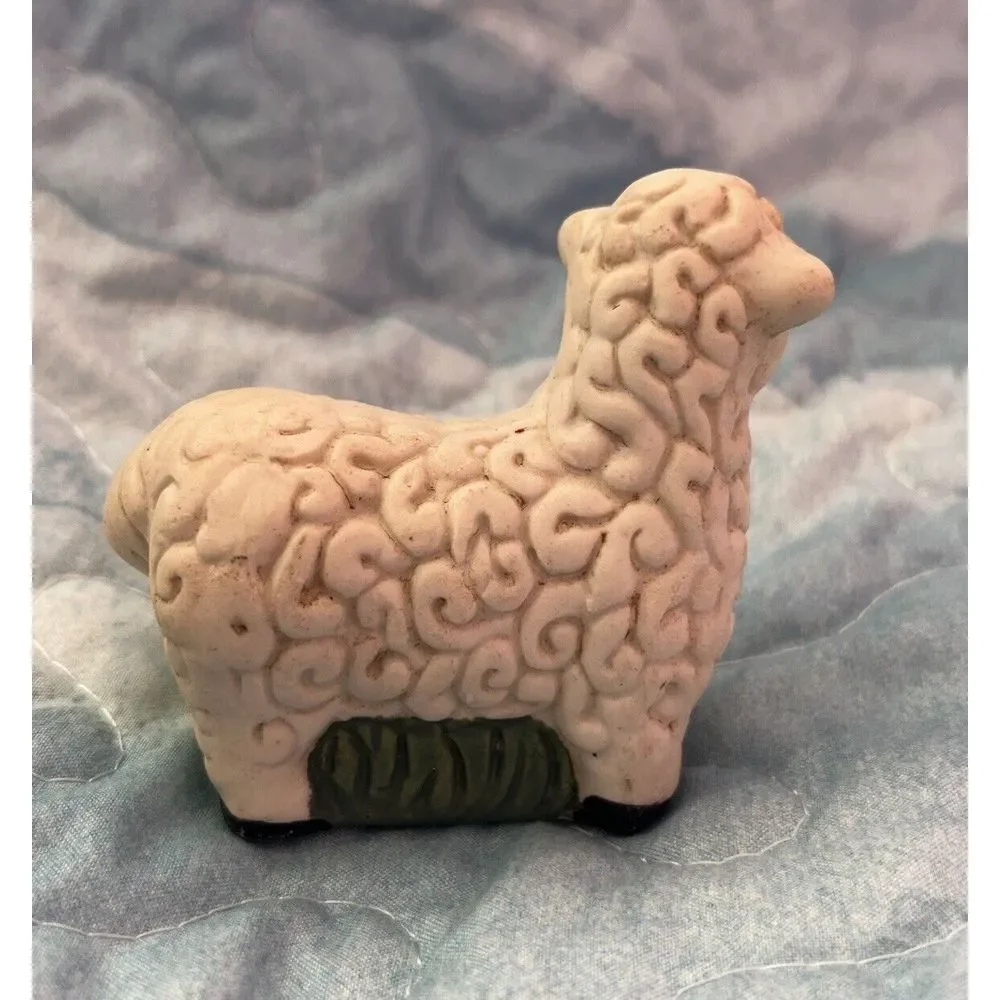 Vintage Replacement Ceramic Nativity Scene Set Sheep Figurine‎ Hand painted